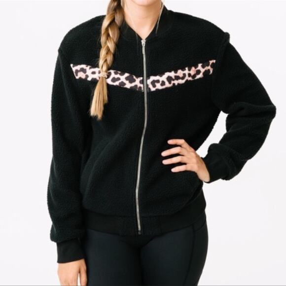ZYIA Black Leopard Flying V Fleece Jacket Sherpa Teddy Bomber - Picture 2 of 14